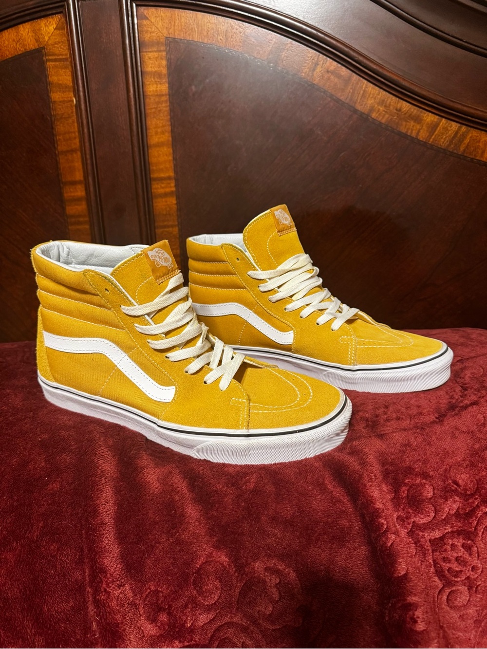 Like new Vans Sk8-Hi High Top Sneakers — Yellow with White Stripe